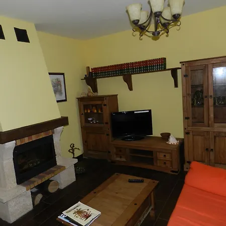 Casa Corral - Casas De Aldea Monón